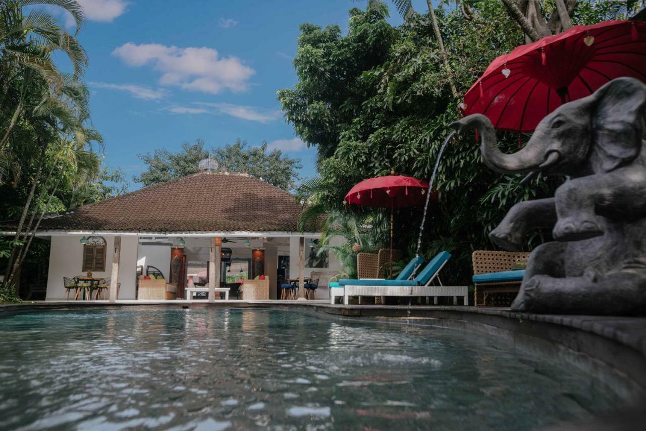 The Secret Jungle Villas Seminyak Exterior photo