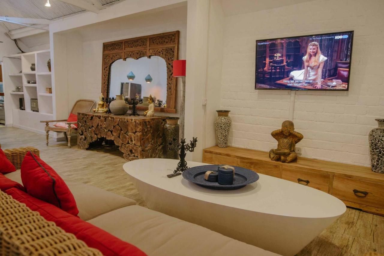 The Secret Jungle Villas Seminyak Exterior photo
