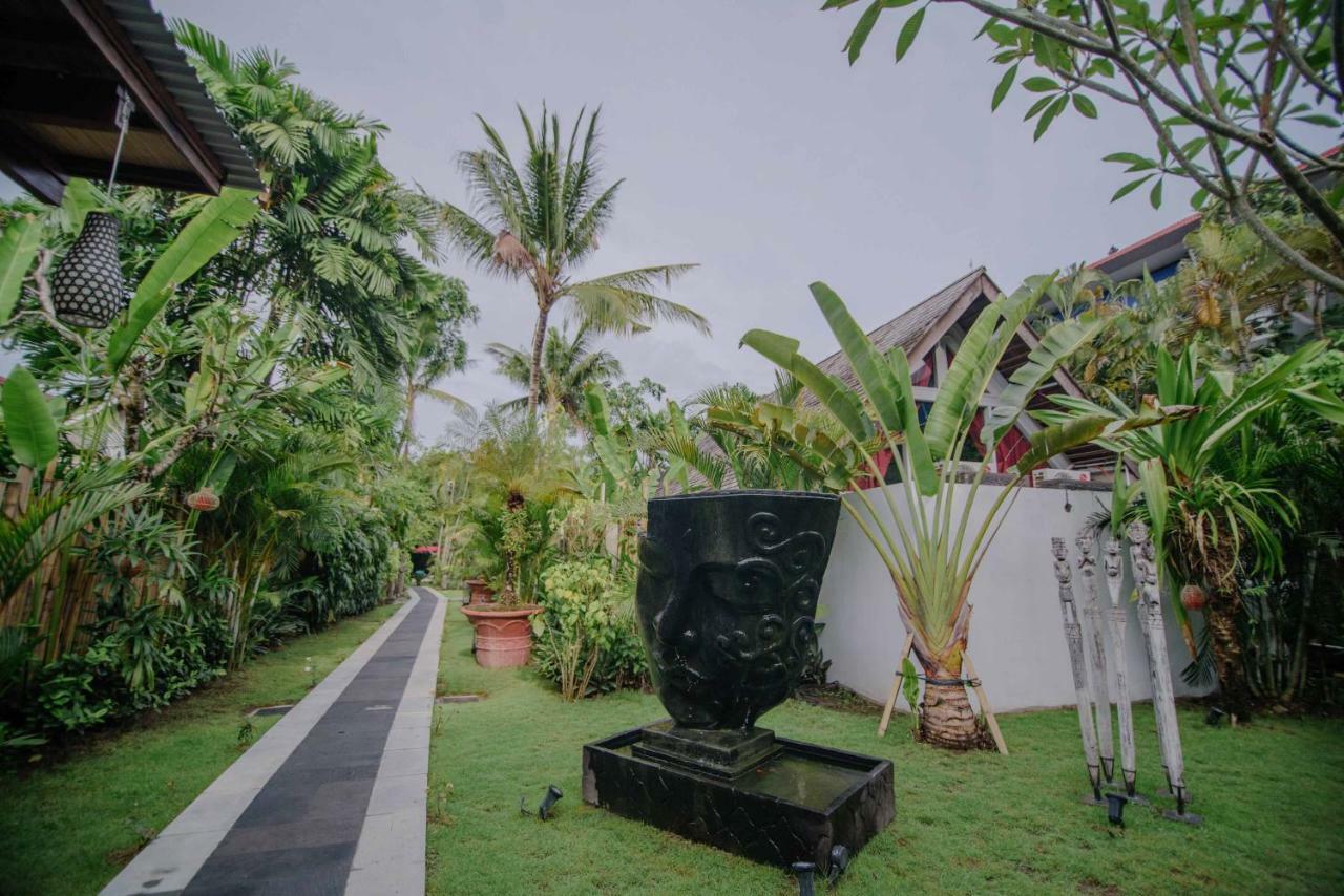 The Secret Jungle Villas Seminyak Exterior photo